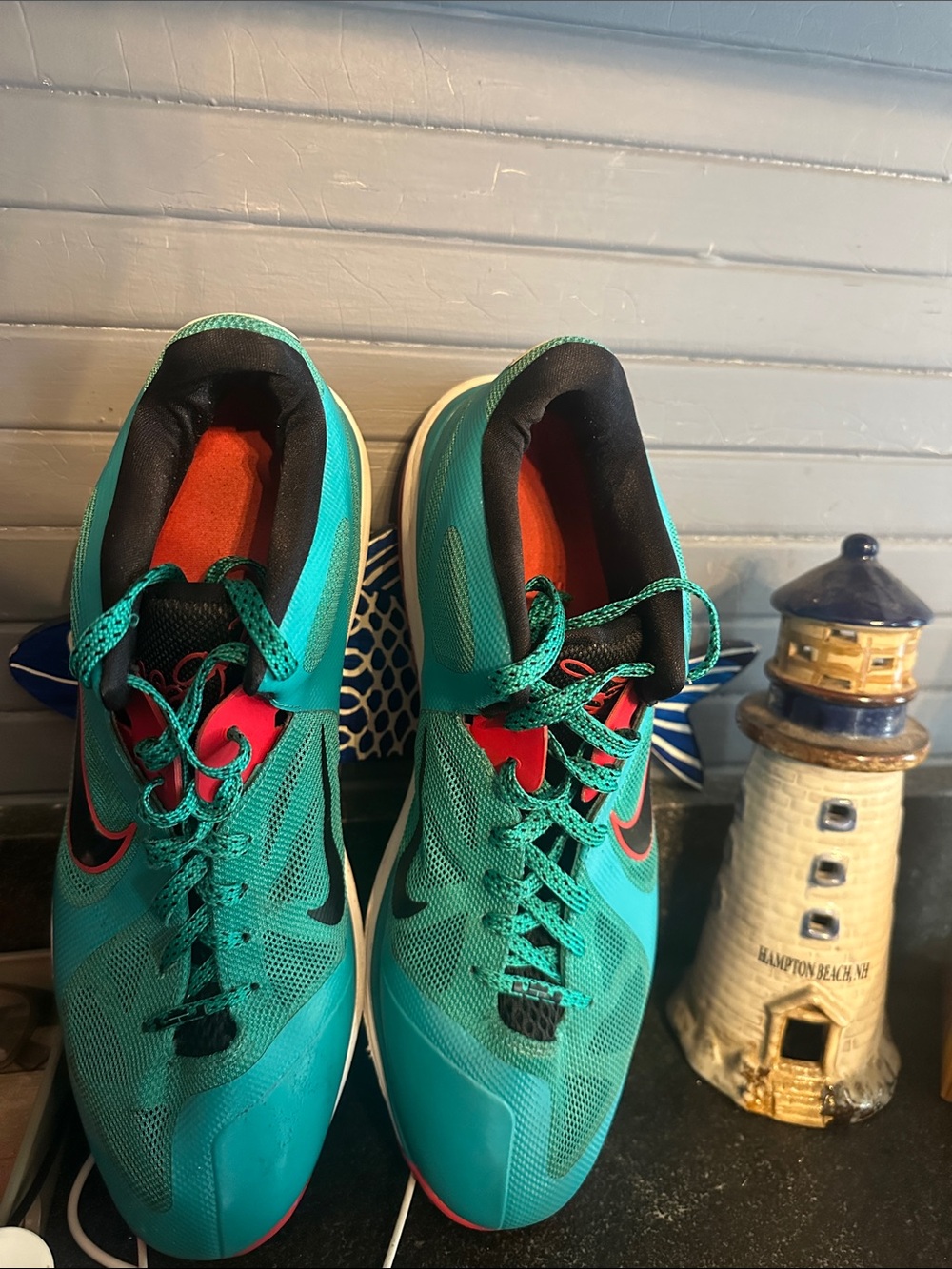 Nike LeBron 9 reverse Liverpool men’s basketball Sneakers size 13